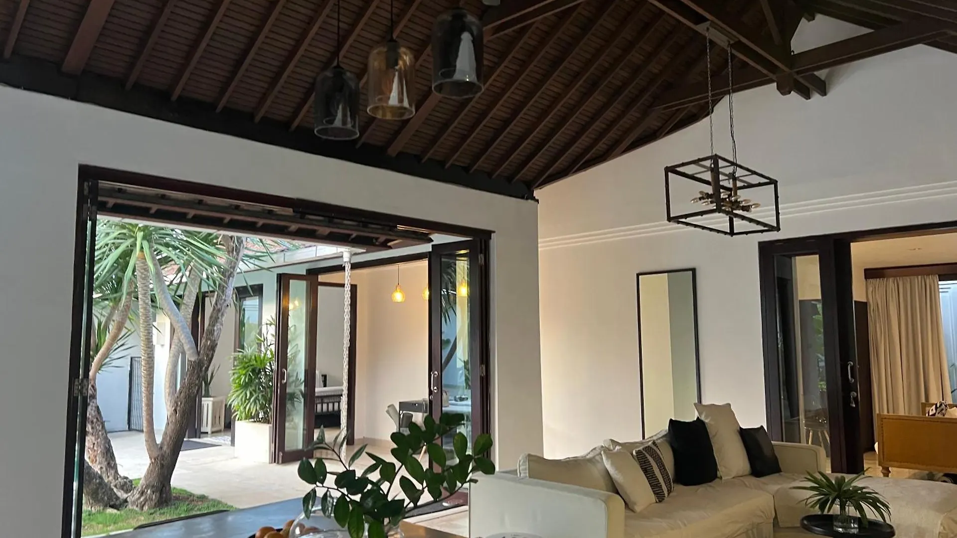 Вилла The Mia Bali Керобокан Индонезия